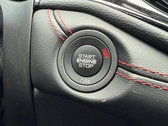 Used 2025 Dodge Durango GT RWD image 35