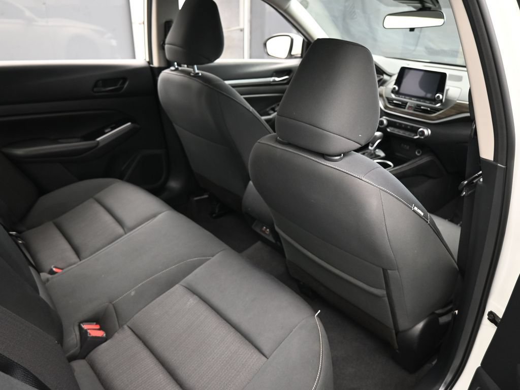 Used 2023 Nissan Altima 2.5 SV FWD image 43