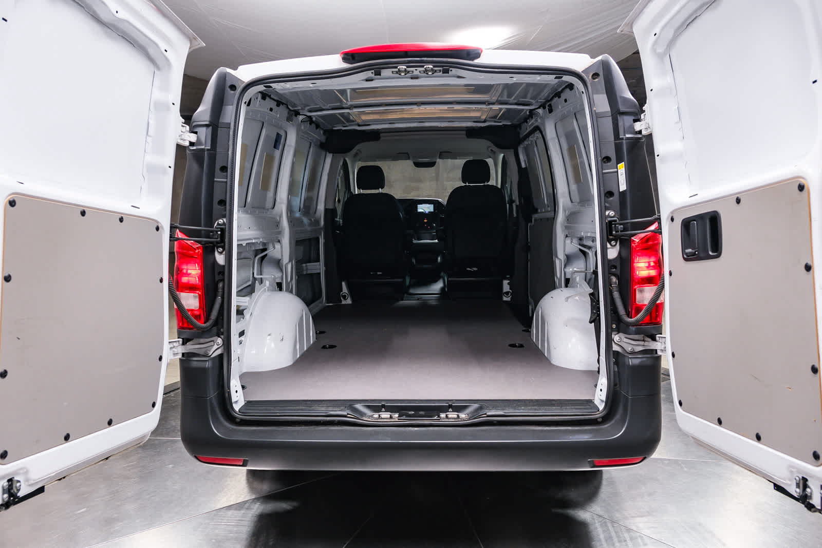 Used 2022 Mercedes-Benz Metris image 33