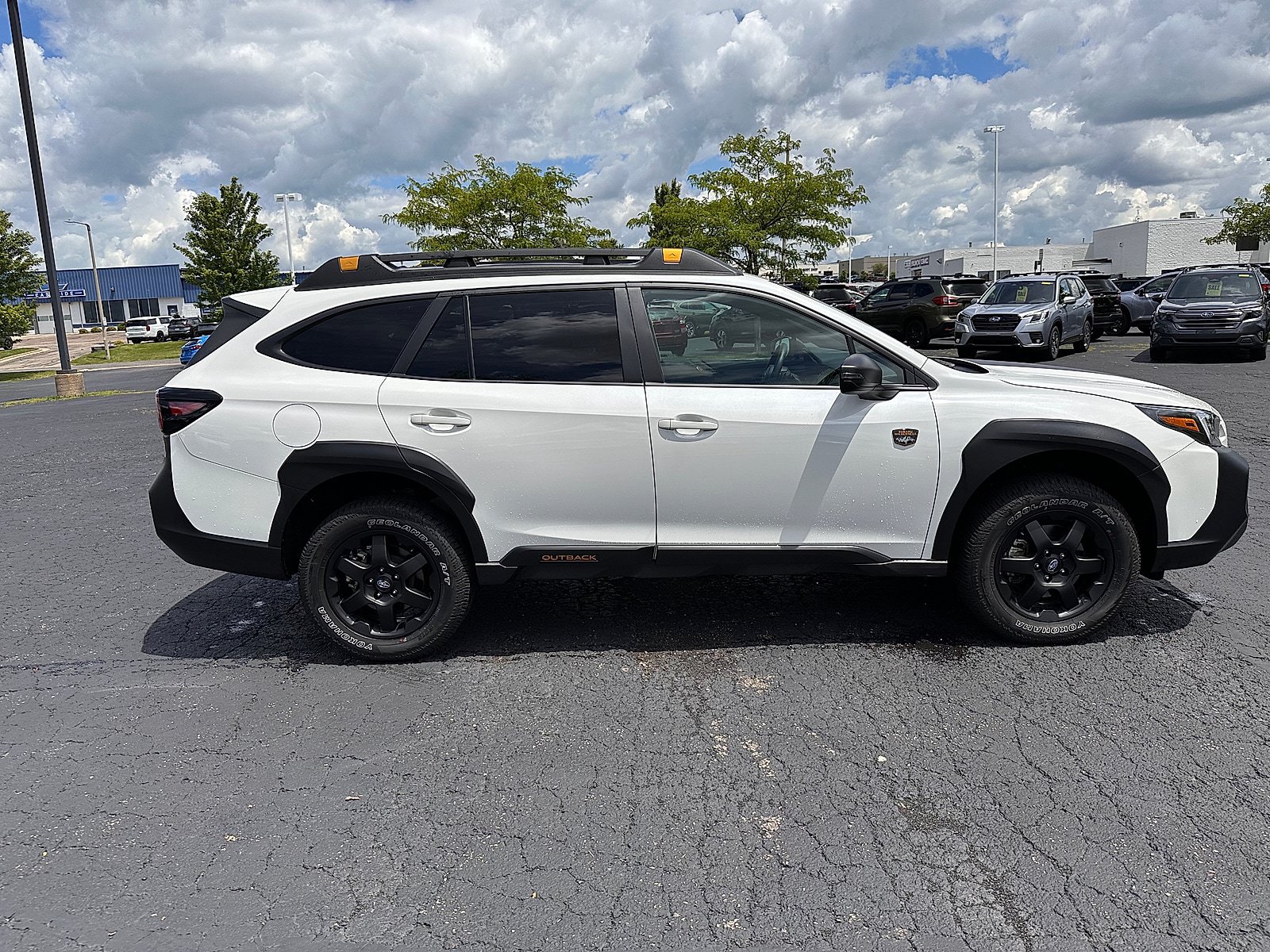 Used 2025 Subaru Outback Wilderness AWD/4WD image 2