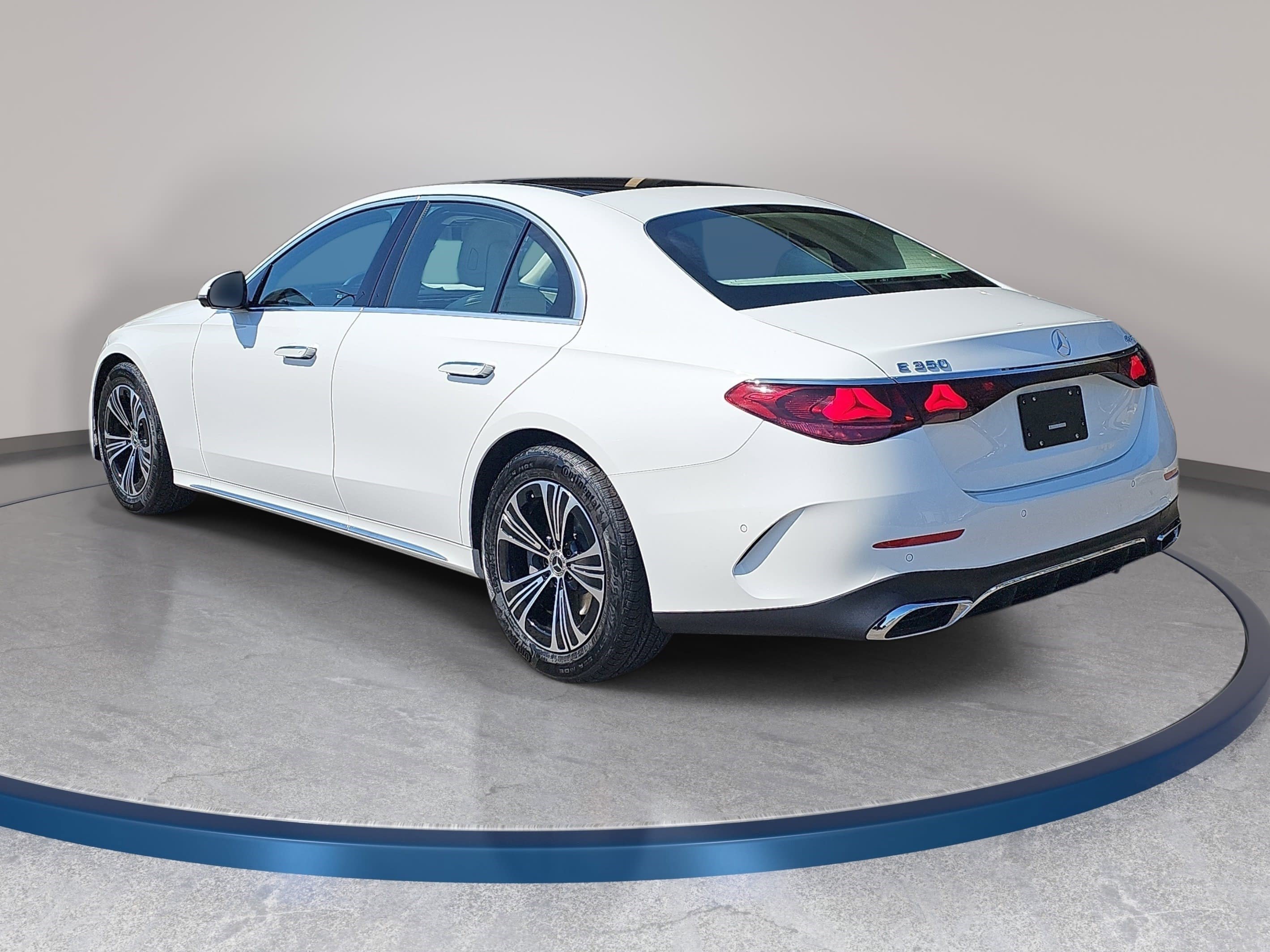 New 2026 Mercedes-Benz E 350 4MATIC Sedan image 7