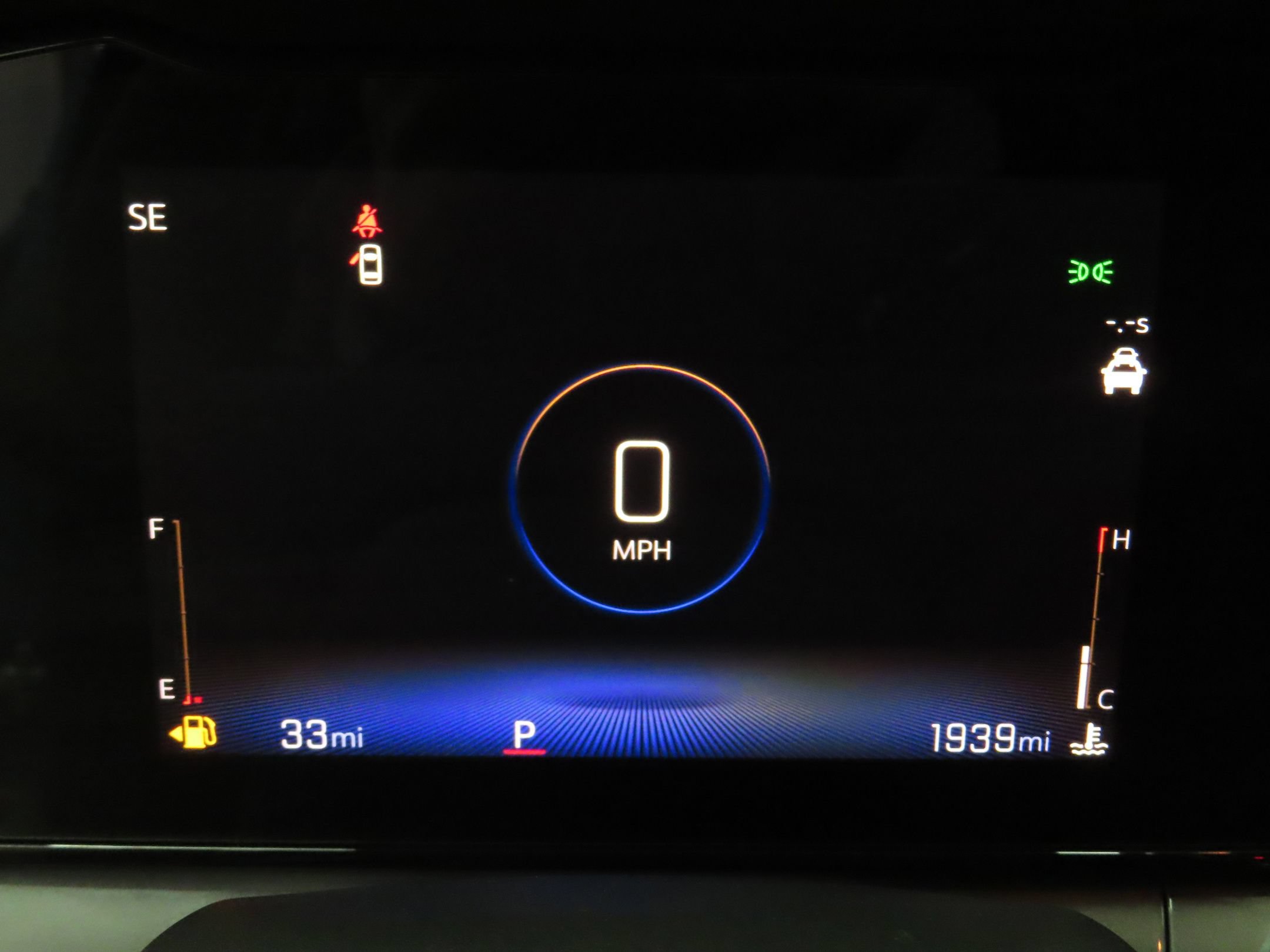 Used 2025 Chevrolet Trax ACTIV w/ Sunroof Package FWD image 12