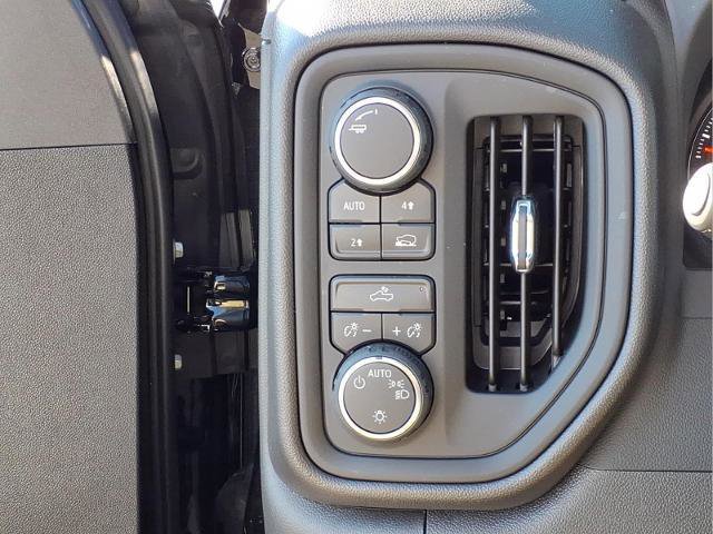 Used 2026 Chevrolet Silverado 1500 Custom w/ Turbomax Blackout Package image 18