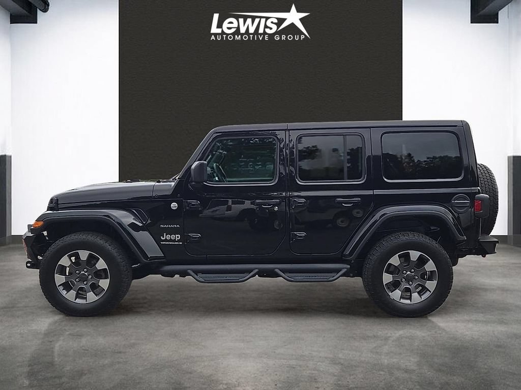 Used 2023 Jeep Wrangler Unlimited Sahara w/ Cold Weather Group AWD/4WD image 2