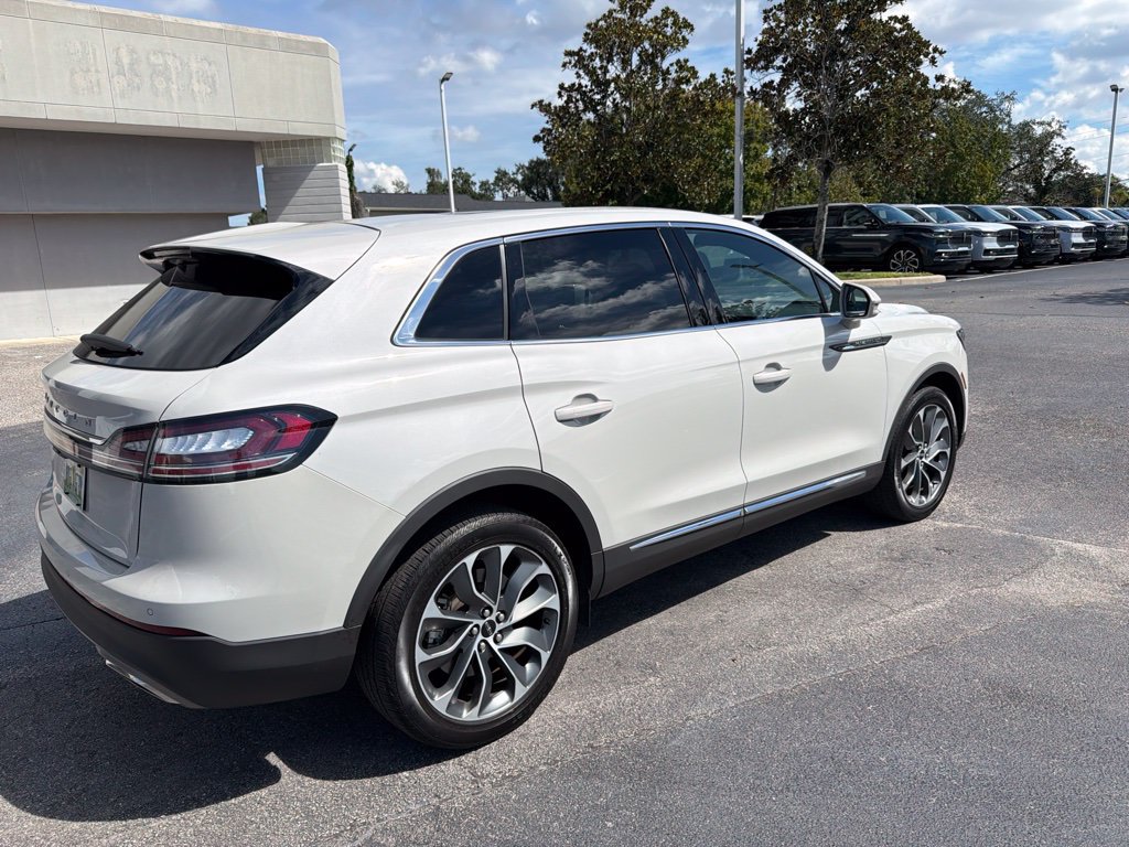 Certified 2023 Lincoln Nautilus Reserve AWD/4WD image 2