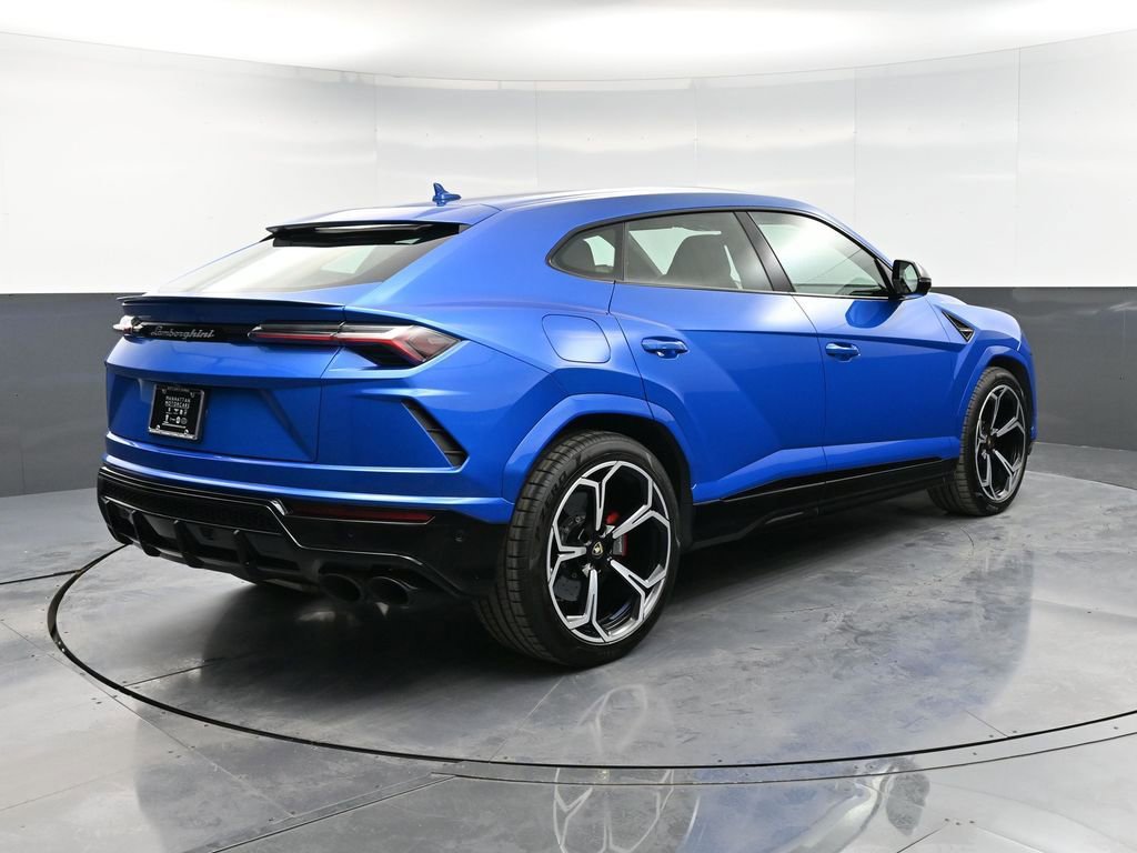 Used 2022 Lamborghini Urus image 8