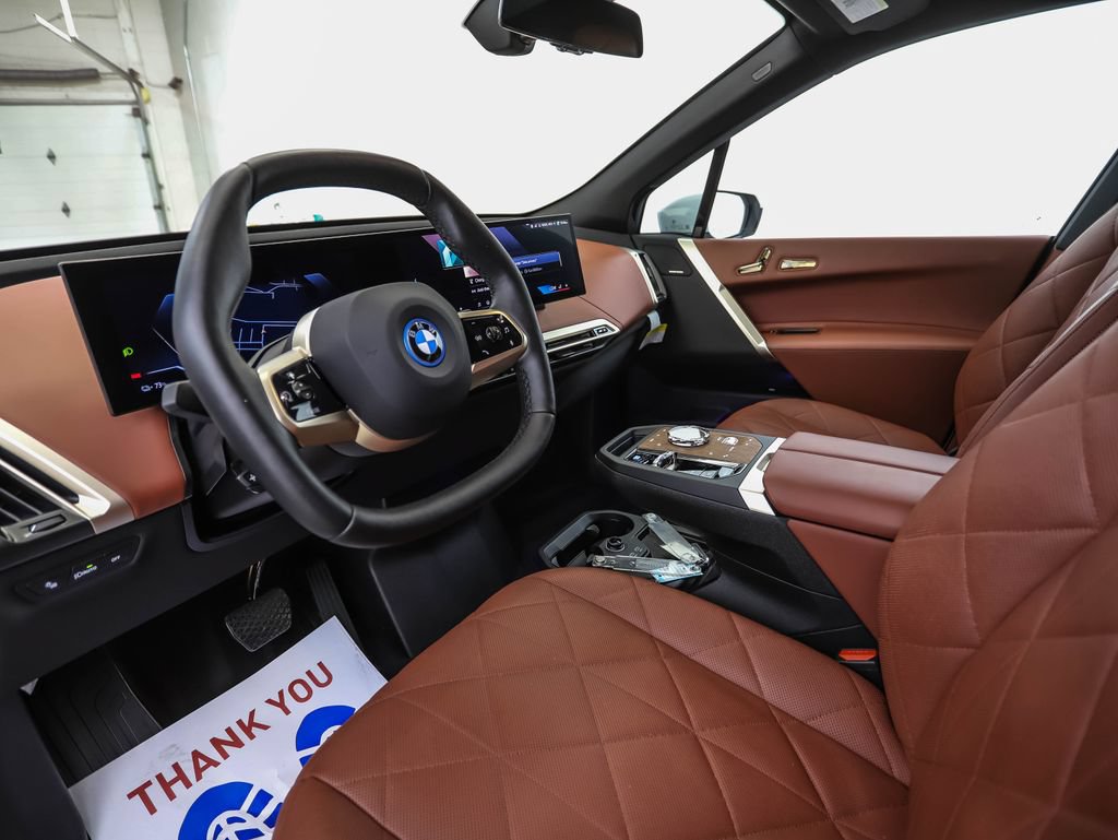 Certified 2024 BMW iX xDrive50 w/ Premium Package AWD/4WD image 10