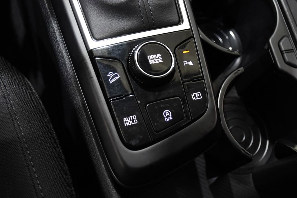 Used 2025 Kia Sportage LX image 25