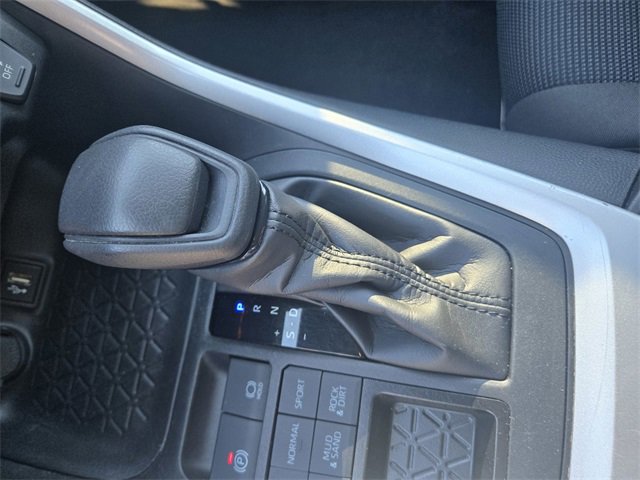 Used 2024 Toyota RAV4 LE image 16