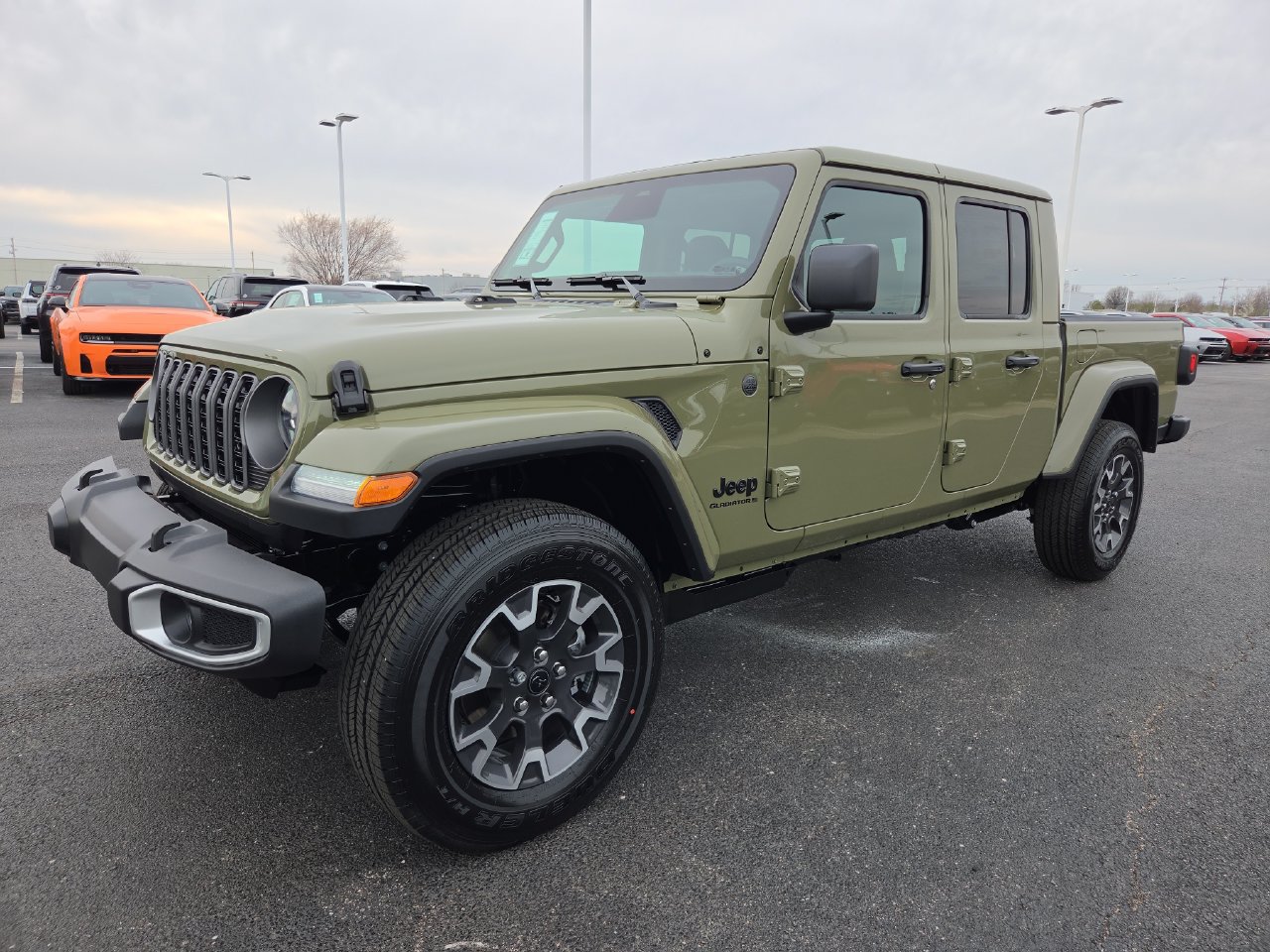 New 2026 Jeep Gladiator Sport AWD/4WD image 3