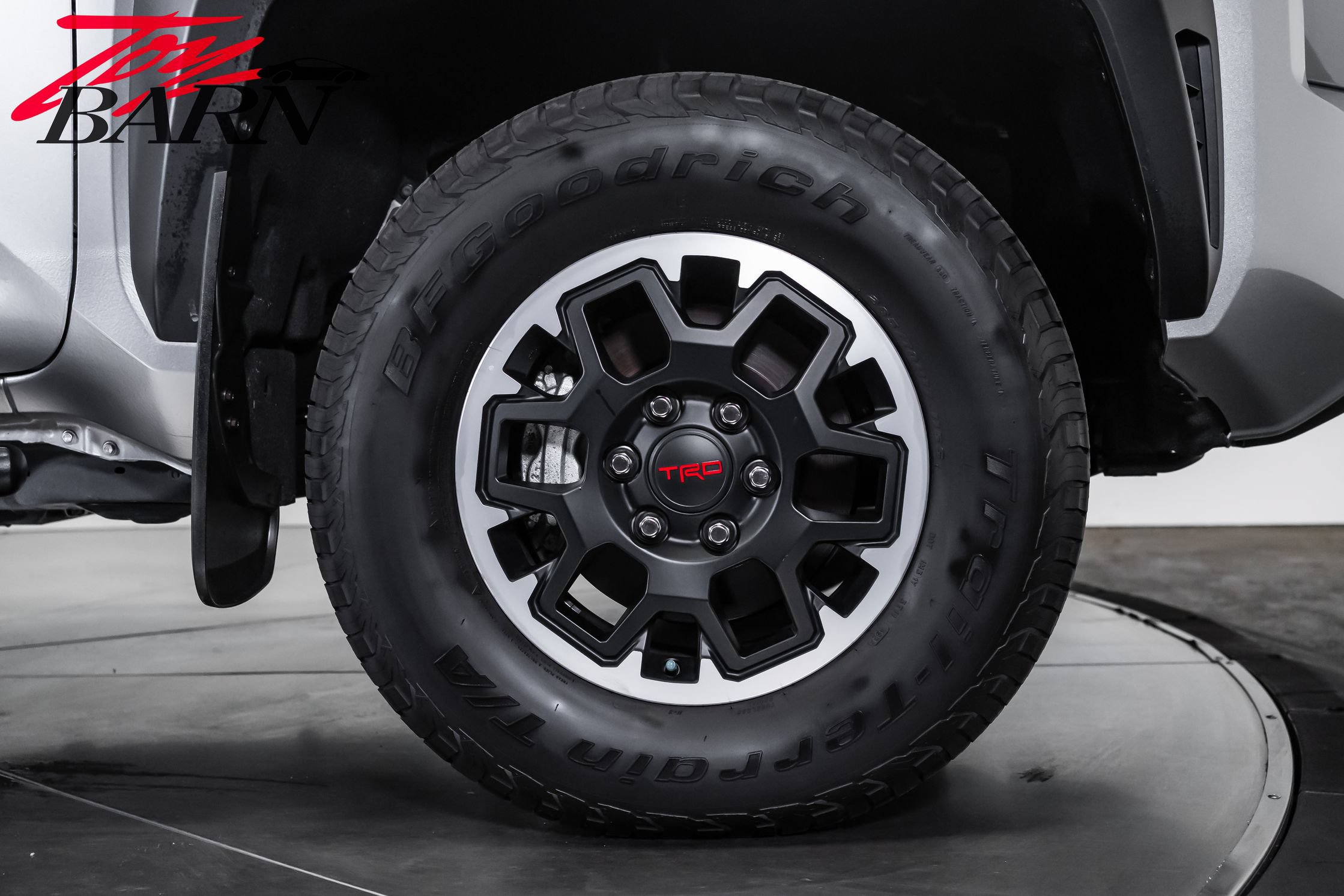 Used 2025 Toyota Tacoma TRD Off-Road AWD/4WD image 15