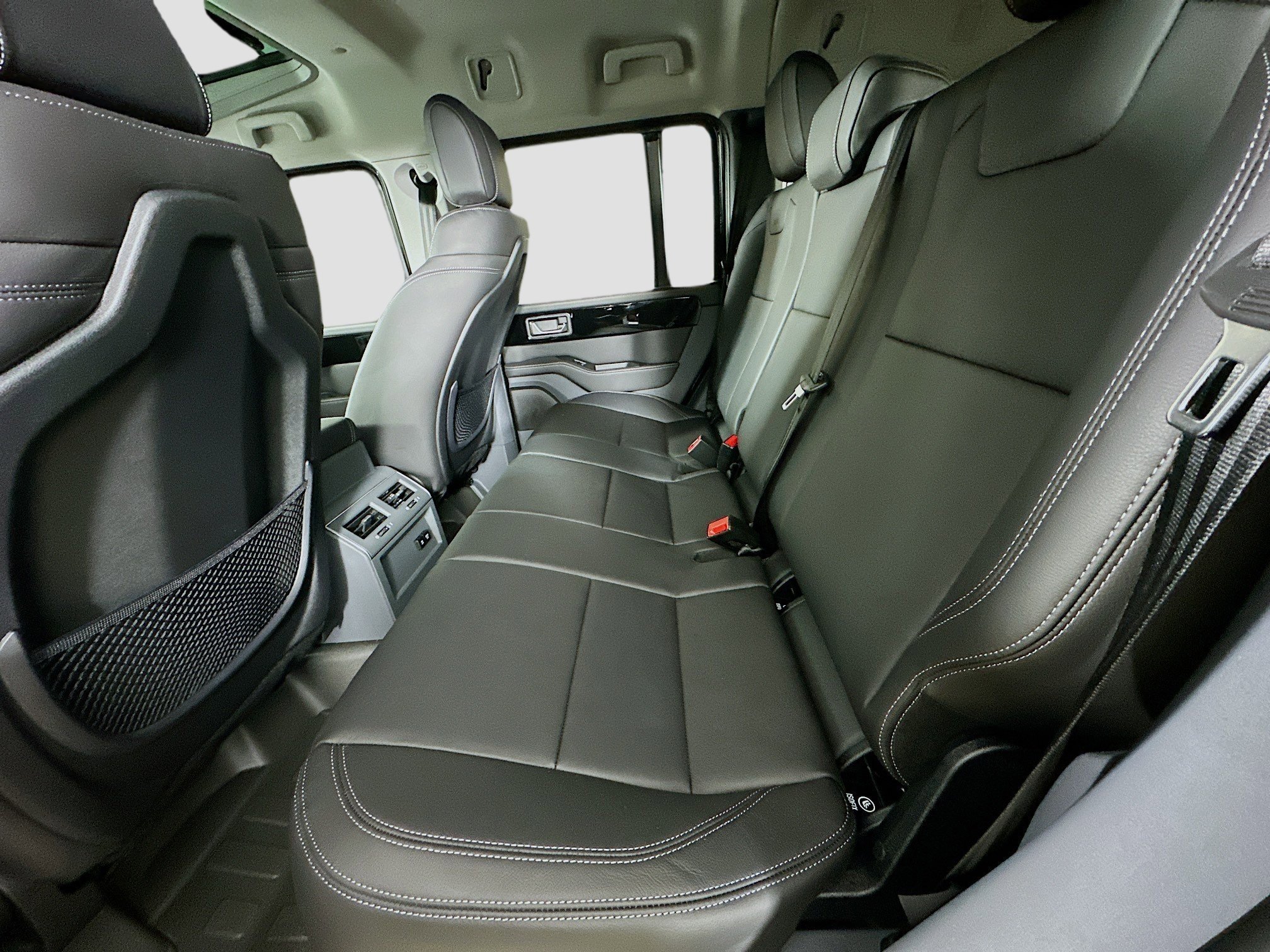 New 2026 INEOS Grenadier Station Wagon AWD/4WD image 36