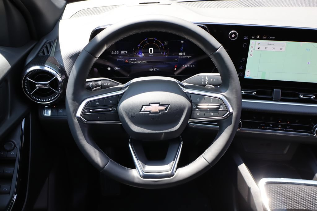 Used 2025 Chevrolet Equinox LT FWD image 15