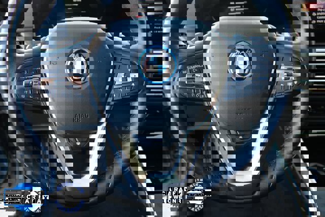 Used 2024 BMW 330e xDrive image 10