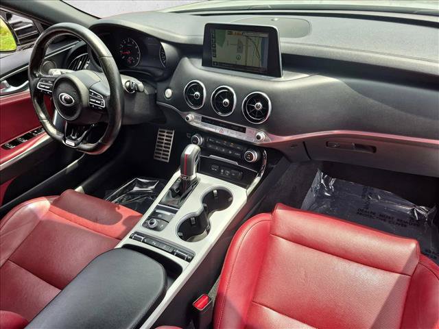 Used 2018 Kia Stinger GT1 RWD image 23