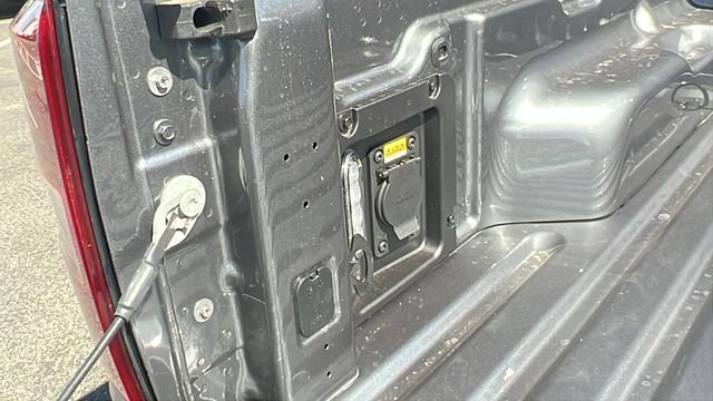 New 2025 Ford Maverick XLT w/ XLT Luxury Package image 14