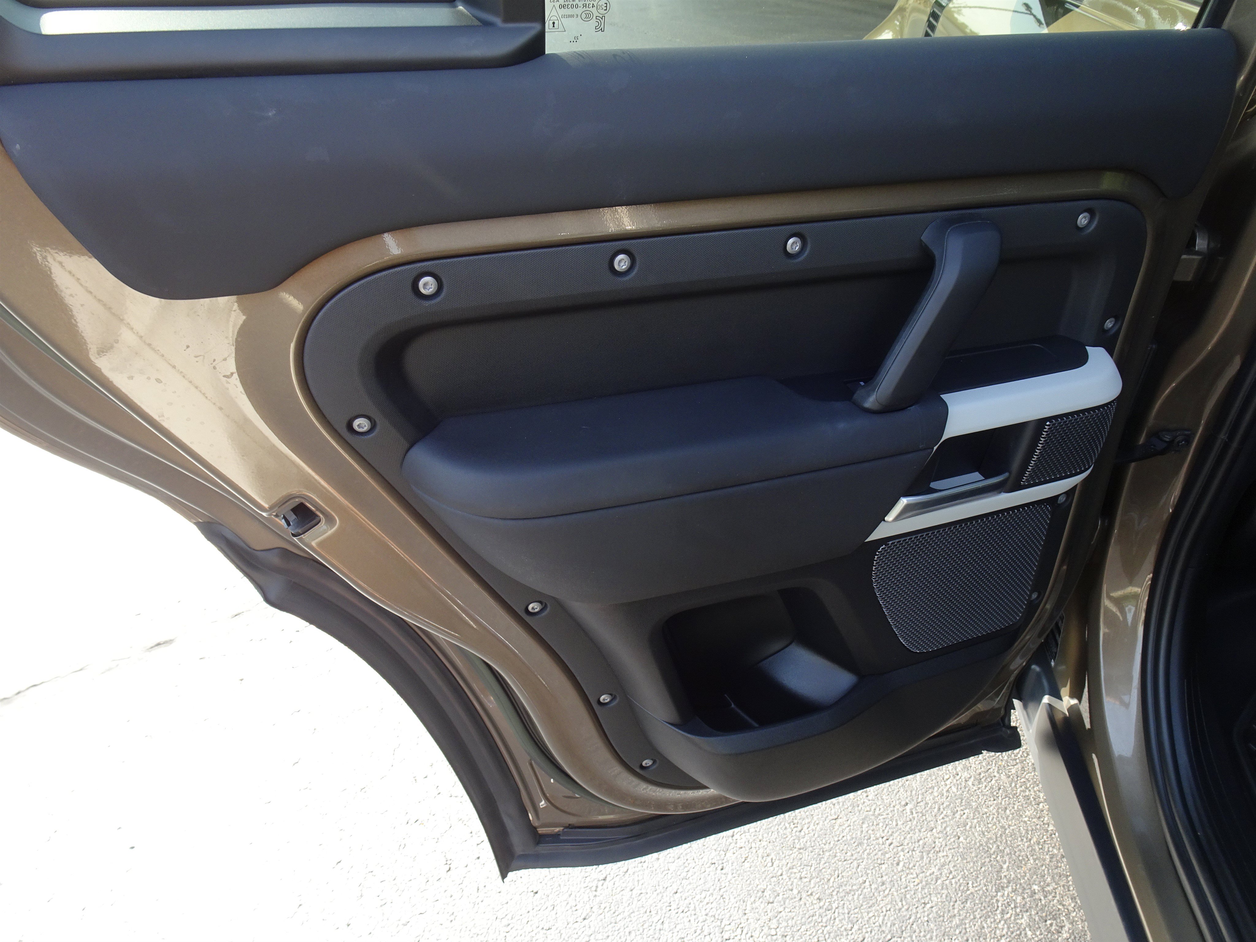 Certified 2024 Land Rover Defender 110 S AWD/4WD image 21