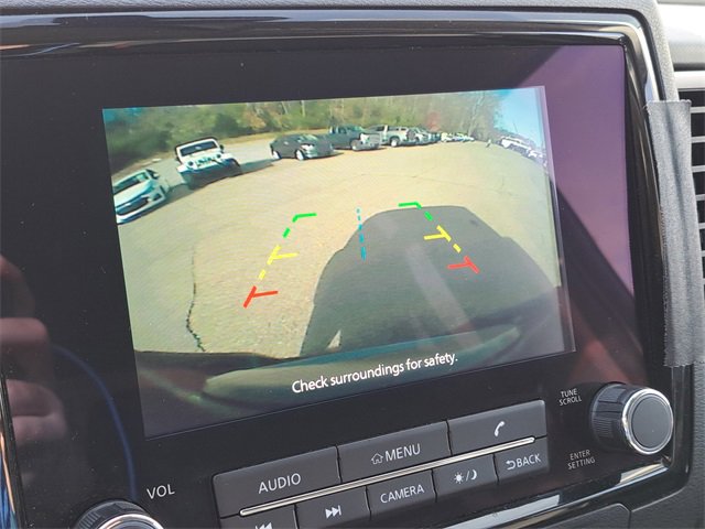 Used 2023 Nissan Frontier SV image 14