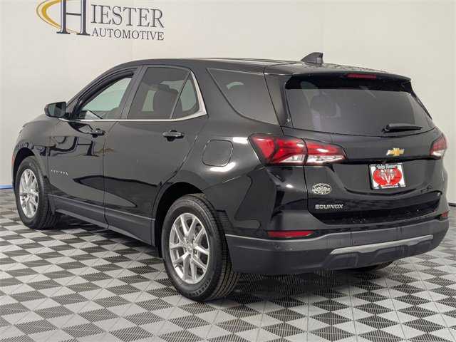 Used 2023 Chevrolet Equinox LT w/ Driver Convenience Package image 5