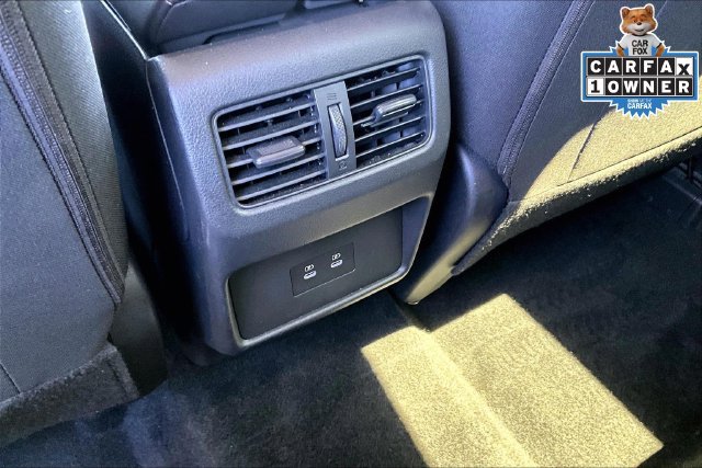Used 2025 Nissan Rogue SV AWD/4WD image 34