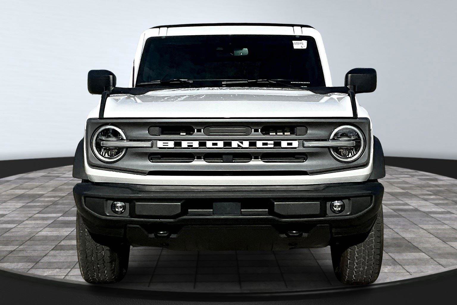 Used 2023 Ford Bronco Big Bend image 3