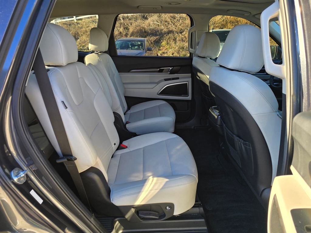 Used 2023 Kia Telluride S w/ S Sunroof Package image 28