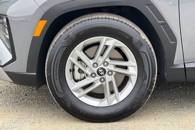 Certified 2025 Hyundai Tucson SE FWD image 33