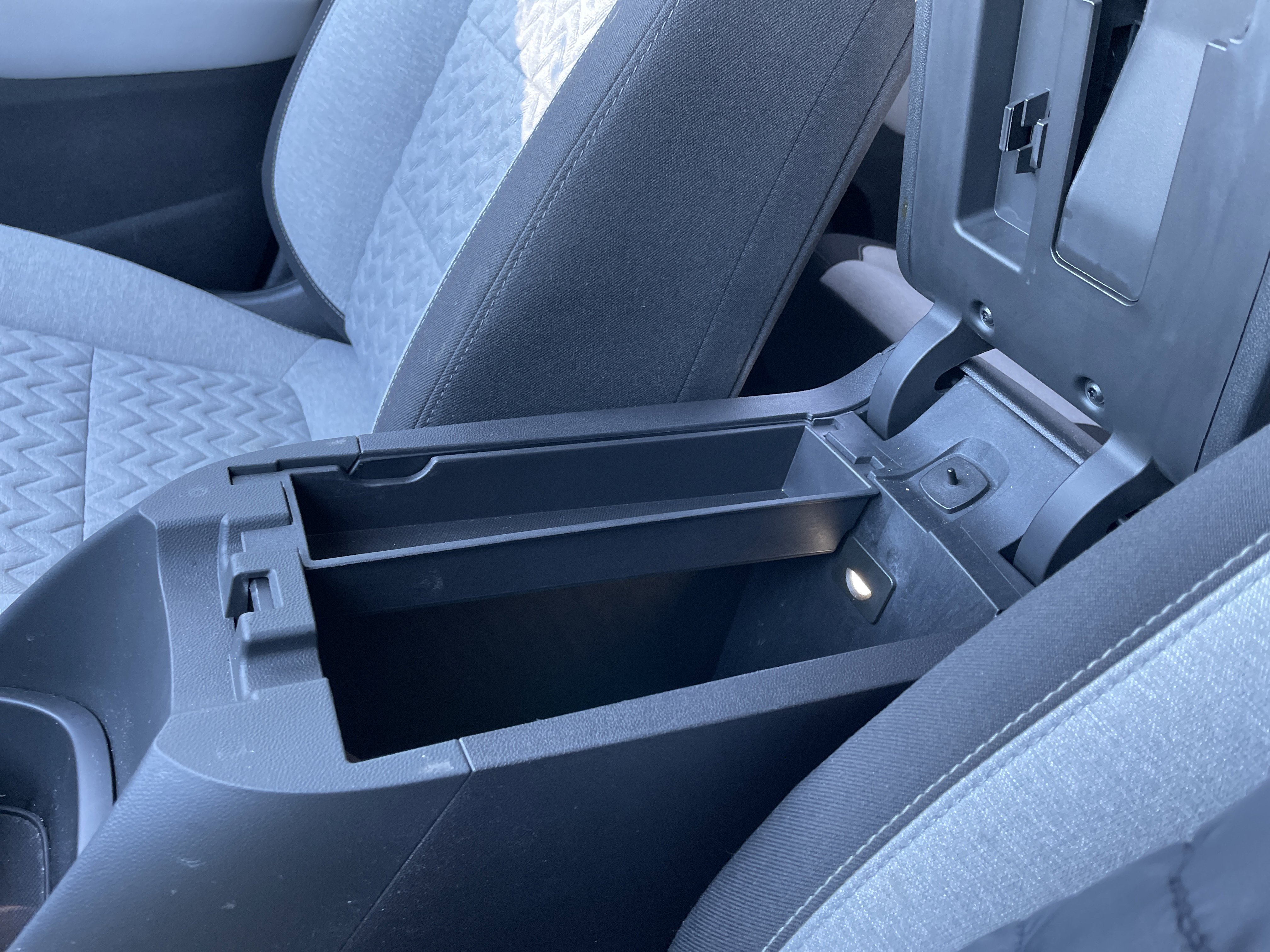 Used 2022 Chevrolet Equinox LT image 28