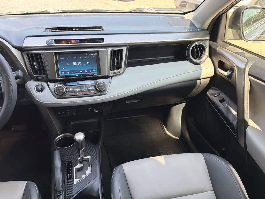 Used 2015 Toyota RAV4 Limited w/ Outdoor Package FWD image 21