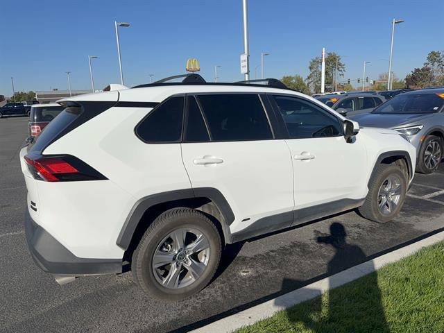 Used 2022 Toyota RAV4 XLE w/ XLE Grade Weather Package AWD/4WD image 3