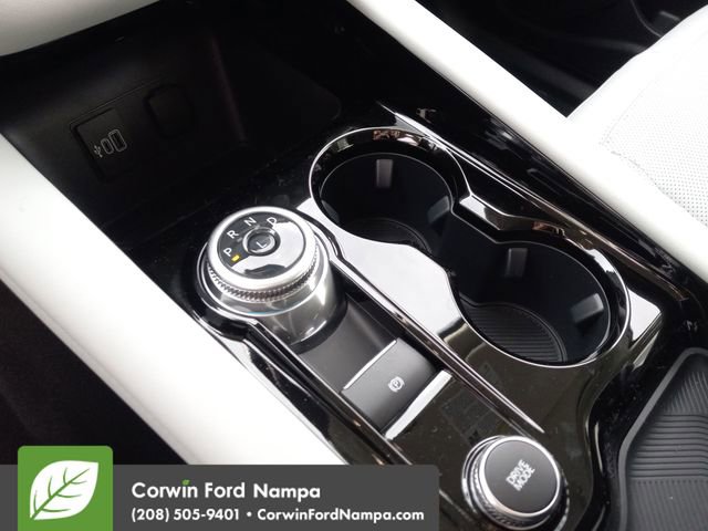 New 2026 Ford Explorer Platinum w/ LUX Leather Package image 18