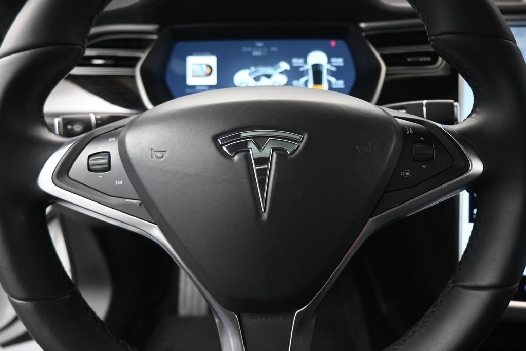 Used 2016 Tesla Model S 60D AWD/4WD image 10