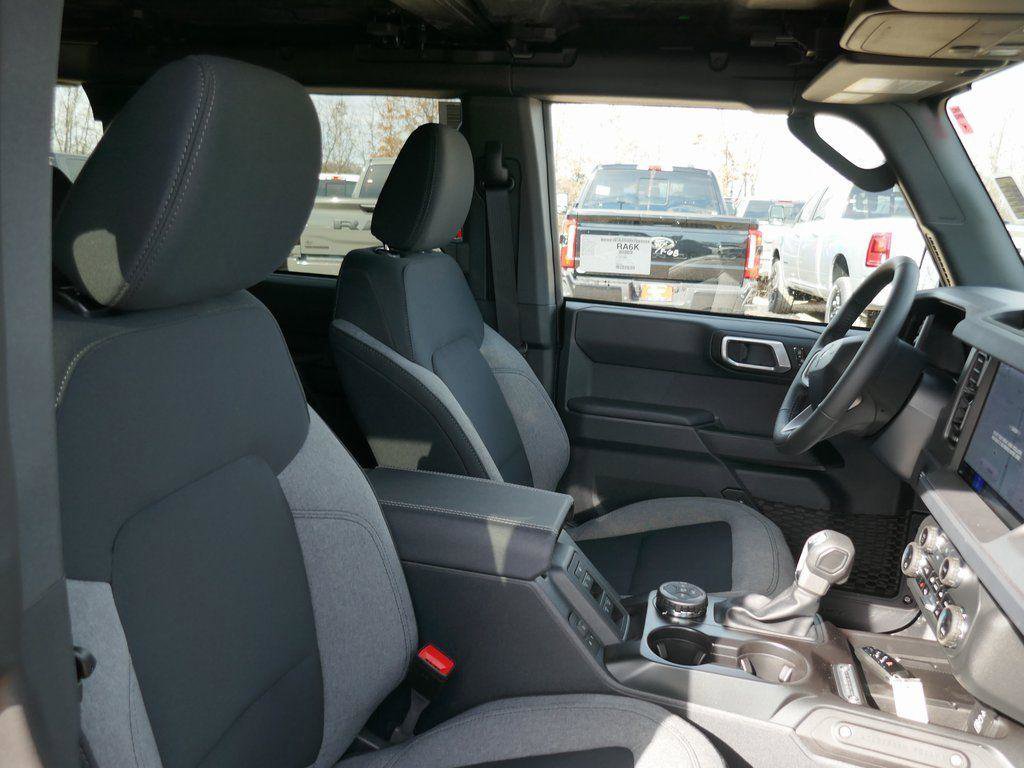 New 2026 Ford Bronco Big Bend image 9