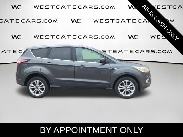 Used 2017 Ford Escape SE FWD image 4