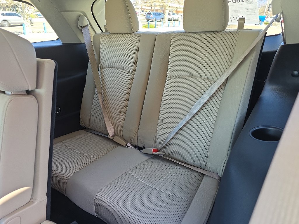 Used 2017 Dodge Journey SE w/ Flexible Seating Group image 31