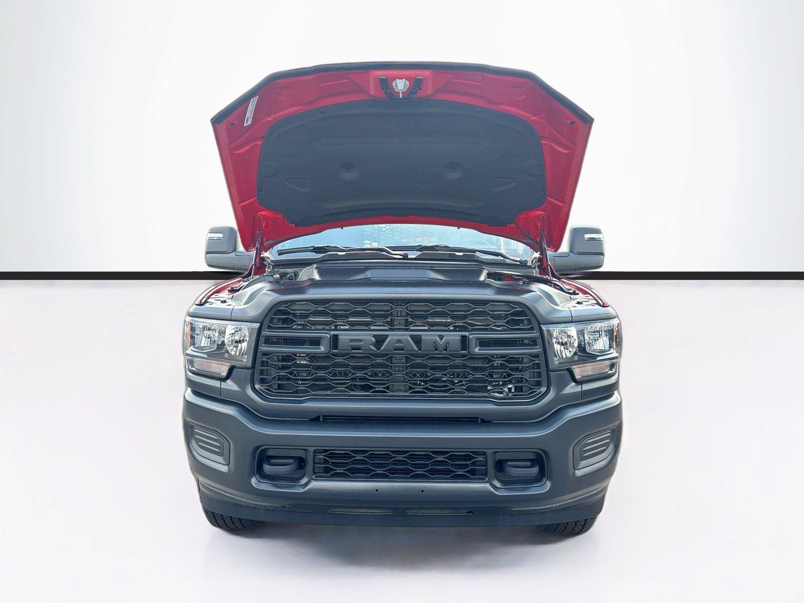 Used 2024 RAM 3500 Tradesman RWD image 31