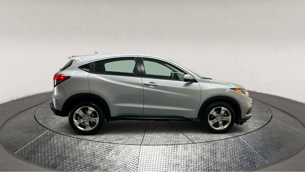 Used 2021 Honda HR-V LX image 8