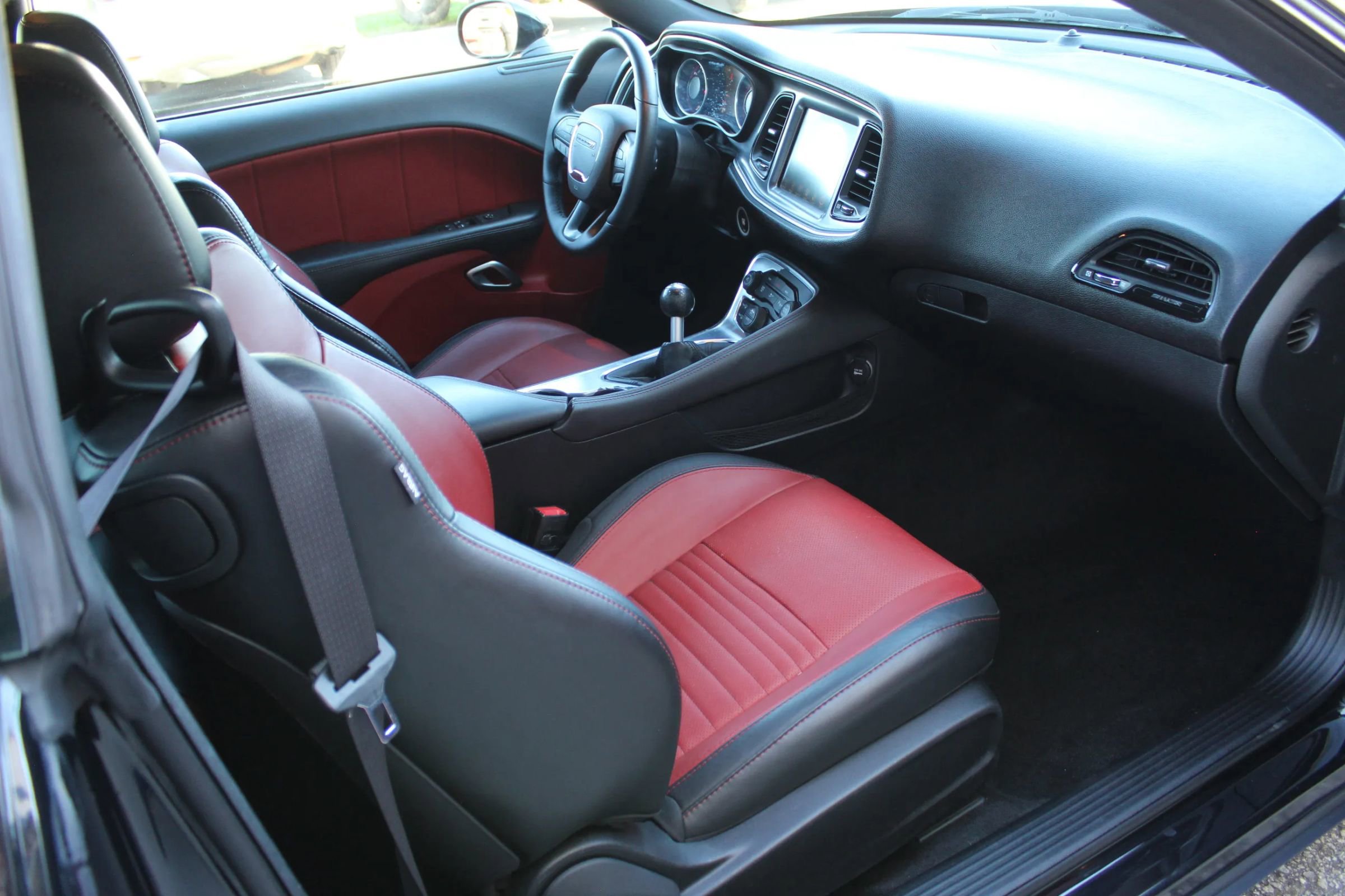 Used 2016 Dodge Challenger R/T Plus image 24