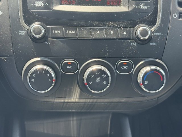 Used 2017 Kia Forte LX image 15