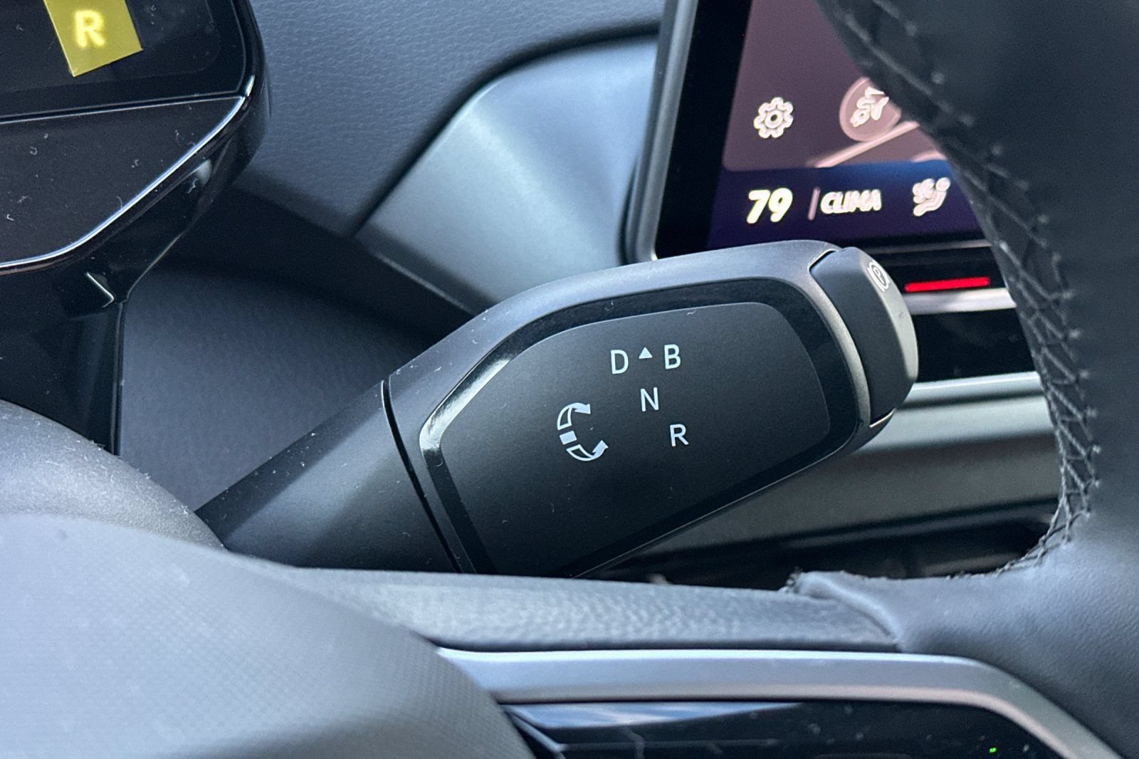 New 2026 Volkswagen ID.4 Pro AWD/4WD image 21