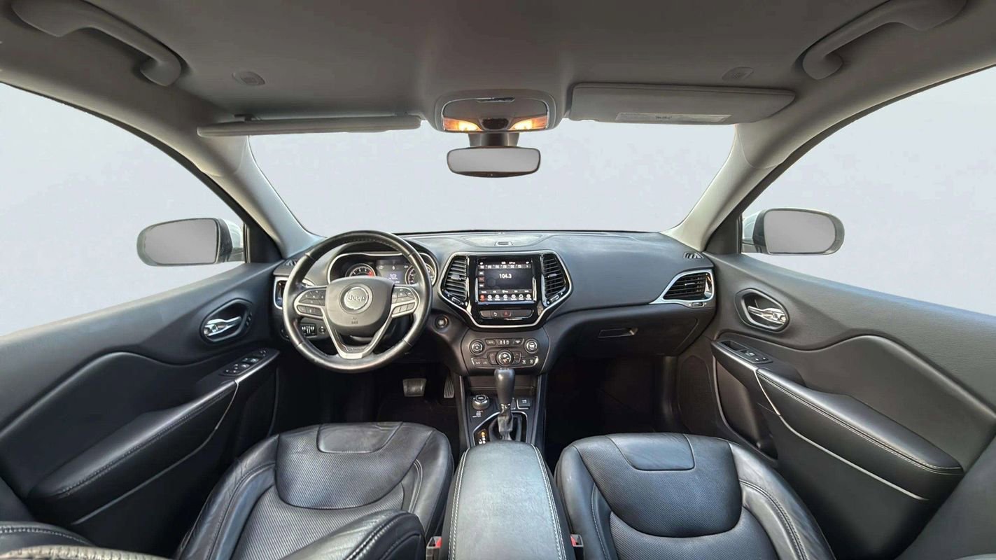 Used 2020 Jeep Cherokee Limited image 9