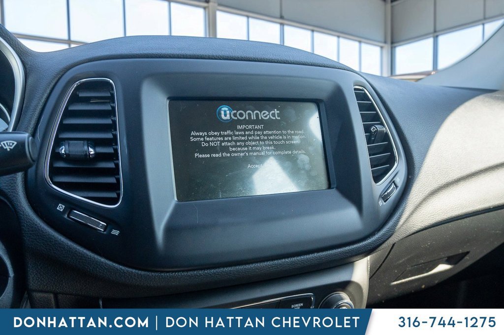 Used 2021 Jeep Compass Sport FWD image 6