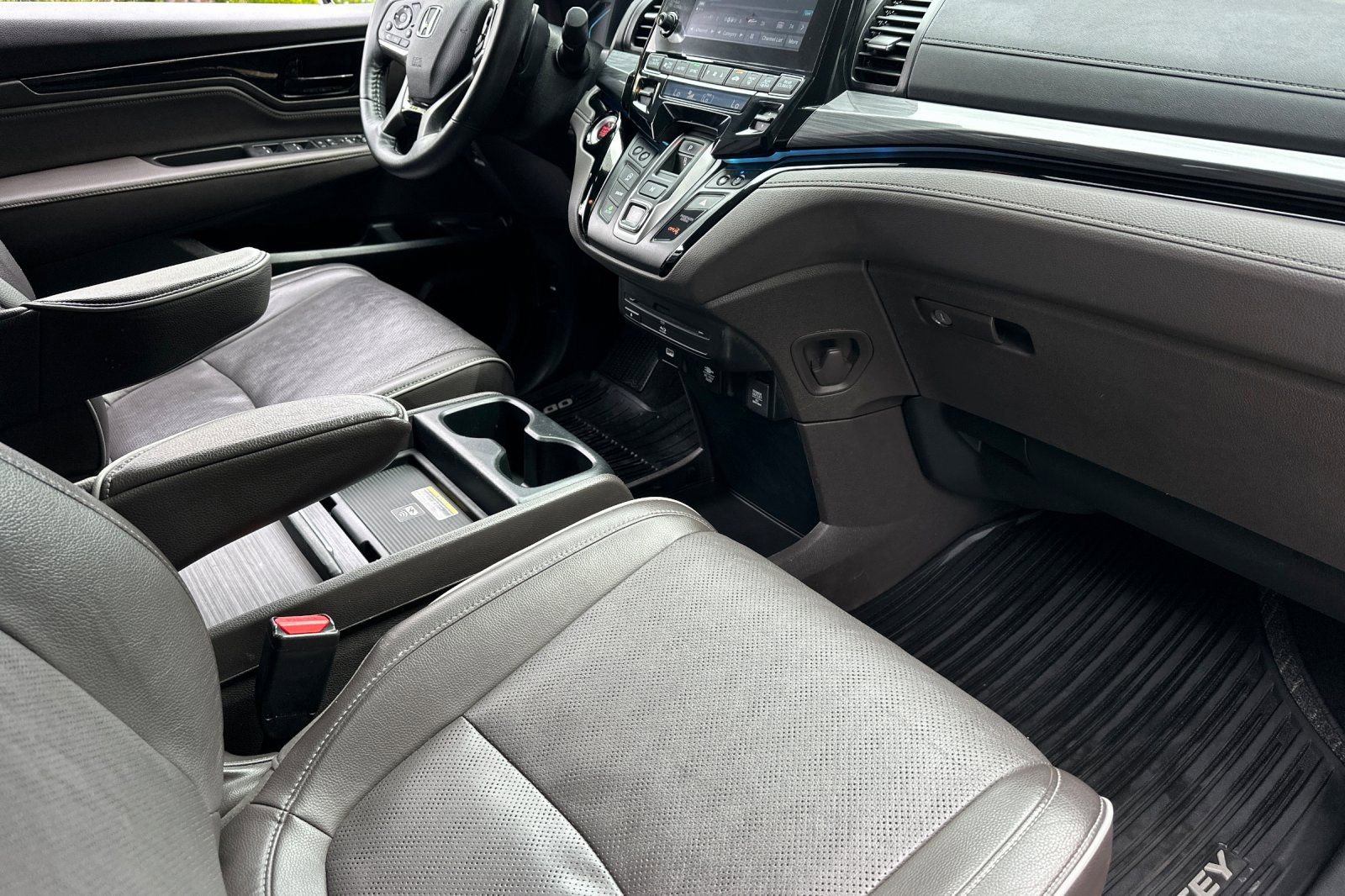 Used 2022 Honda Odyssey Elite image 15