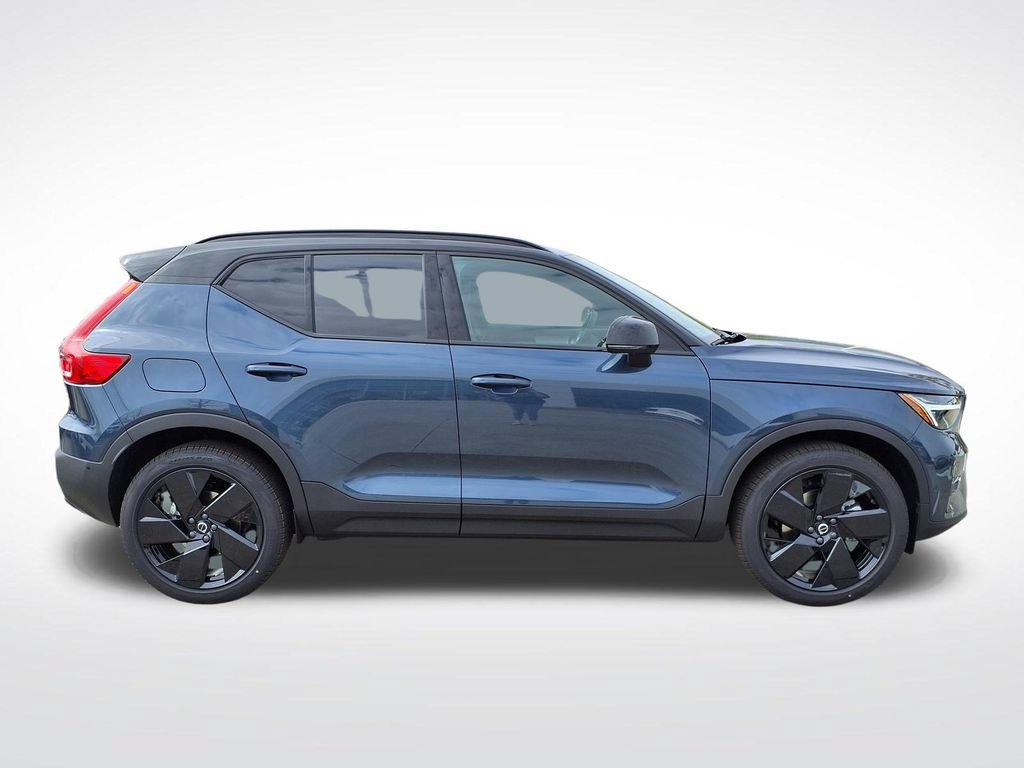 New 2026 Volvo XC40 B5 Ultra w/ Protection Package Premier AWD/4WD image 8