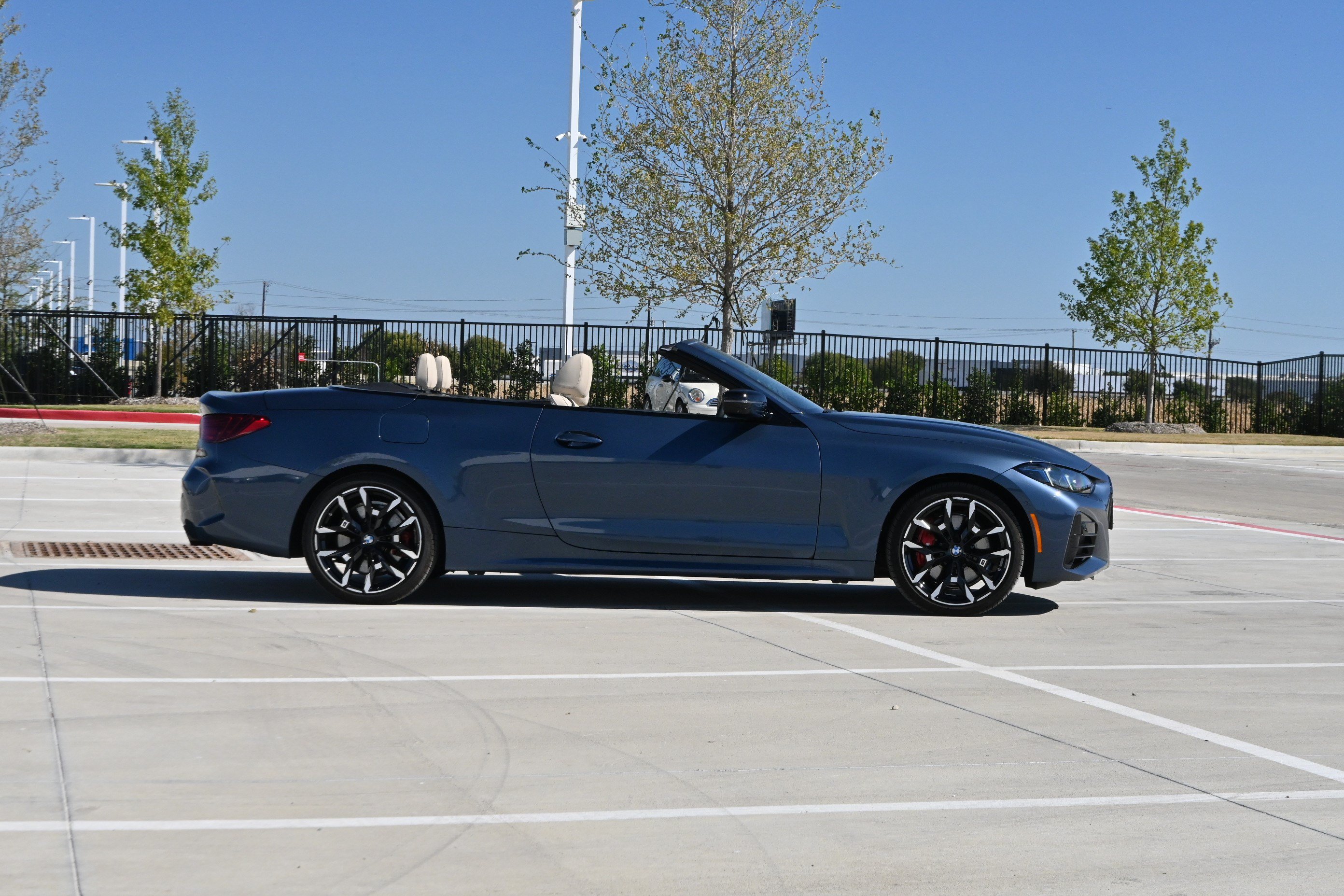 Used 2026 BMW 430i xDrive Convertible w/ M Sport Package AWD/4WD image 5