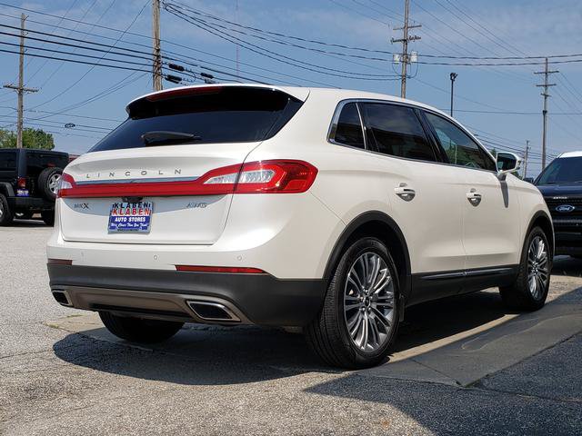 Used 2016 Lincoln MKX Reserve w/ Climate Package AWD/4WD image 6