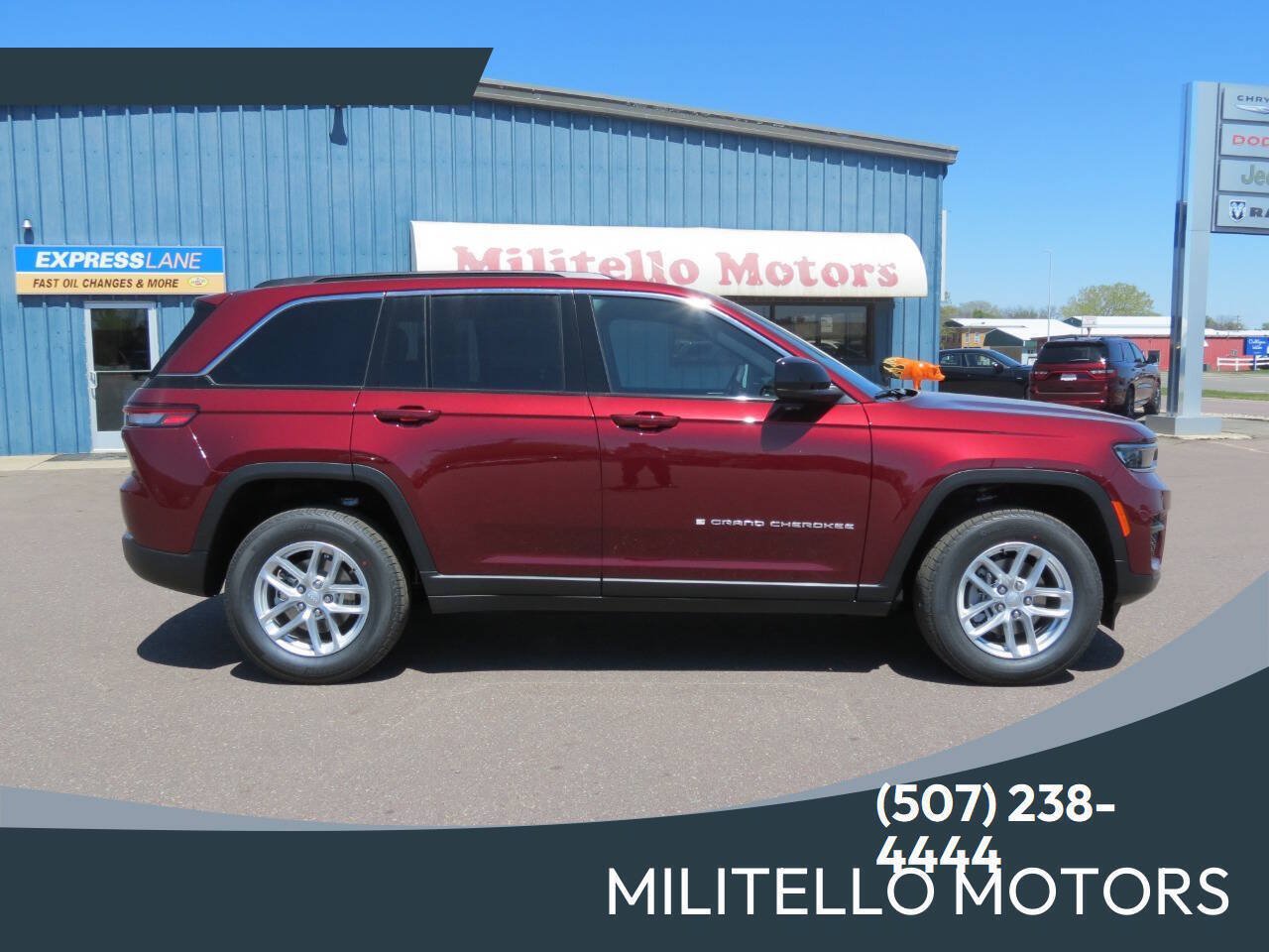 New 2026 Jeep Grand Cherokee Laredo X AWD/4WD image 1