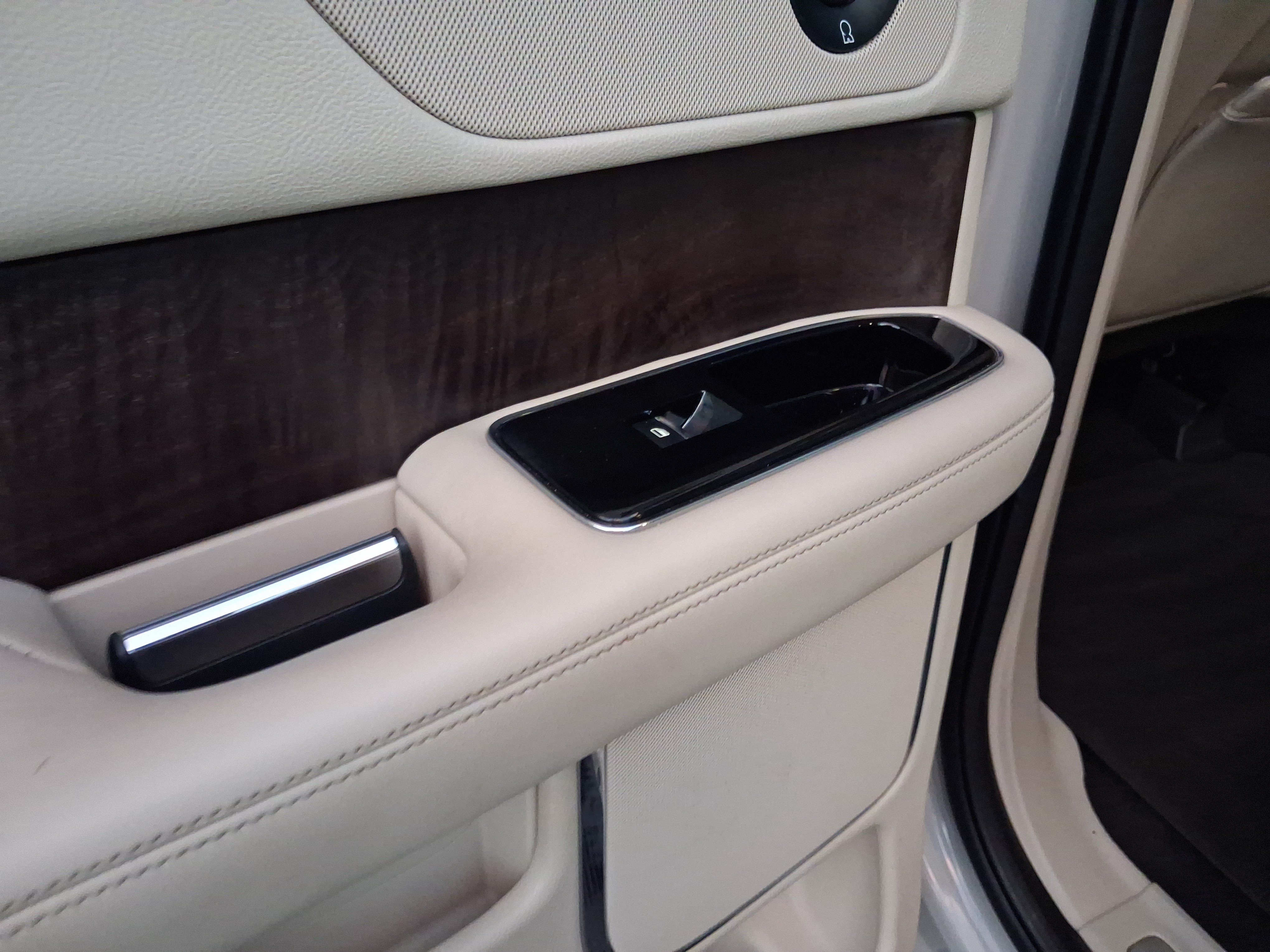 Certified 2021 Lincoln Navigator Reserve RWD image 10