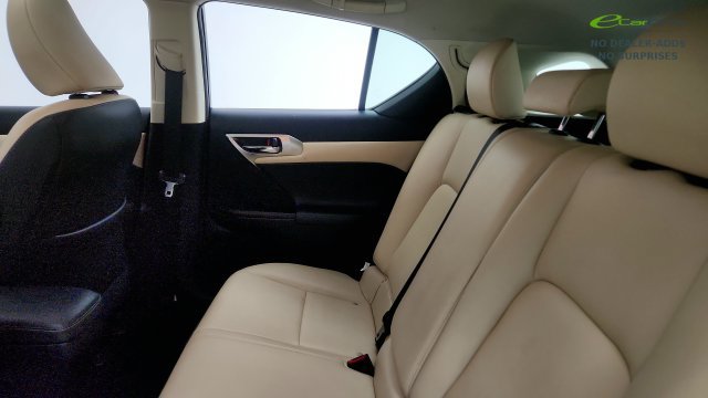 Used 2015 Lexus CT 200h w/ Navigation Package FWD image 45