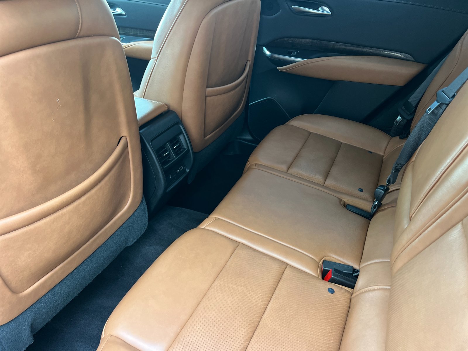 Used 2019 Cadillac XT4 Sport FWD image 12